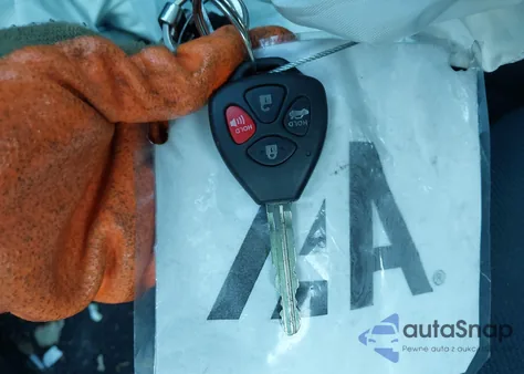 2006 Scion Tc from USA, damaged, VIN JTKDE177760068308